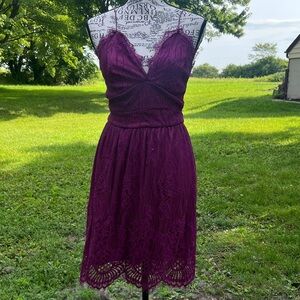 Elegant Lace Midi Dress in Rich Purple